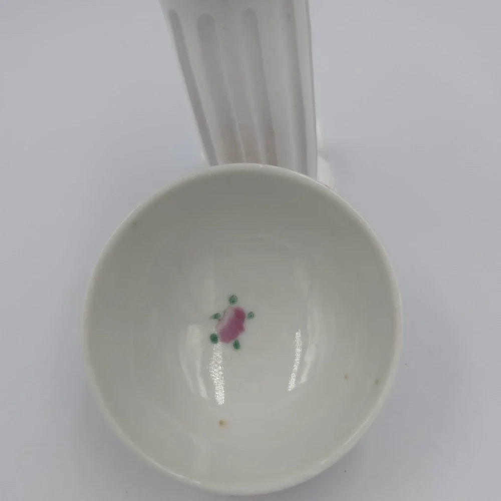 Antique Chinese Porcelain Teacup Famille Rose Bat Shou Late Quing Early 20th